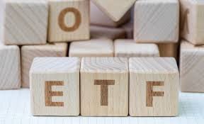 صندوق پالایشی یکم و مالی یکم امروز مقابل هم قرار گرفتند.